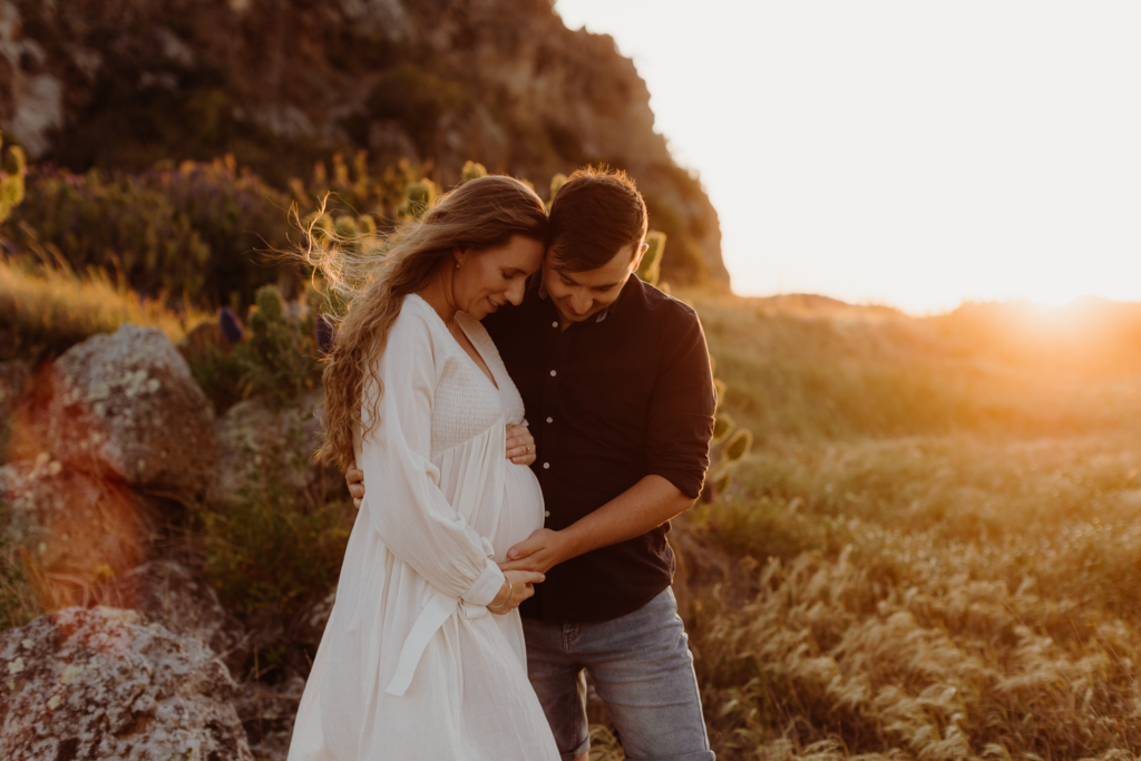 La Crosse Maternity Photographer  Rebecca & Family 